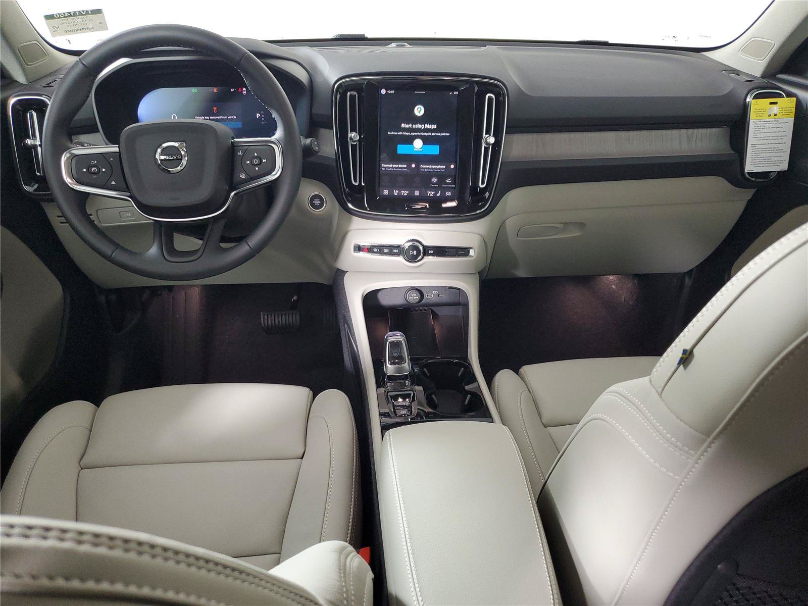 New 2026 Volvo XC40 B5 Plus w/ Protection Package Premier AWD/4WD image 15