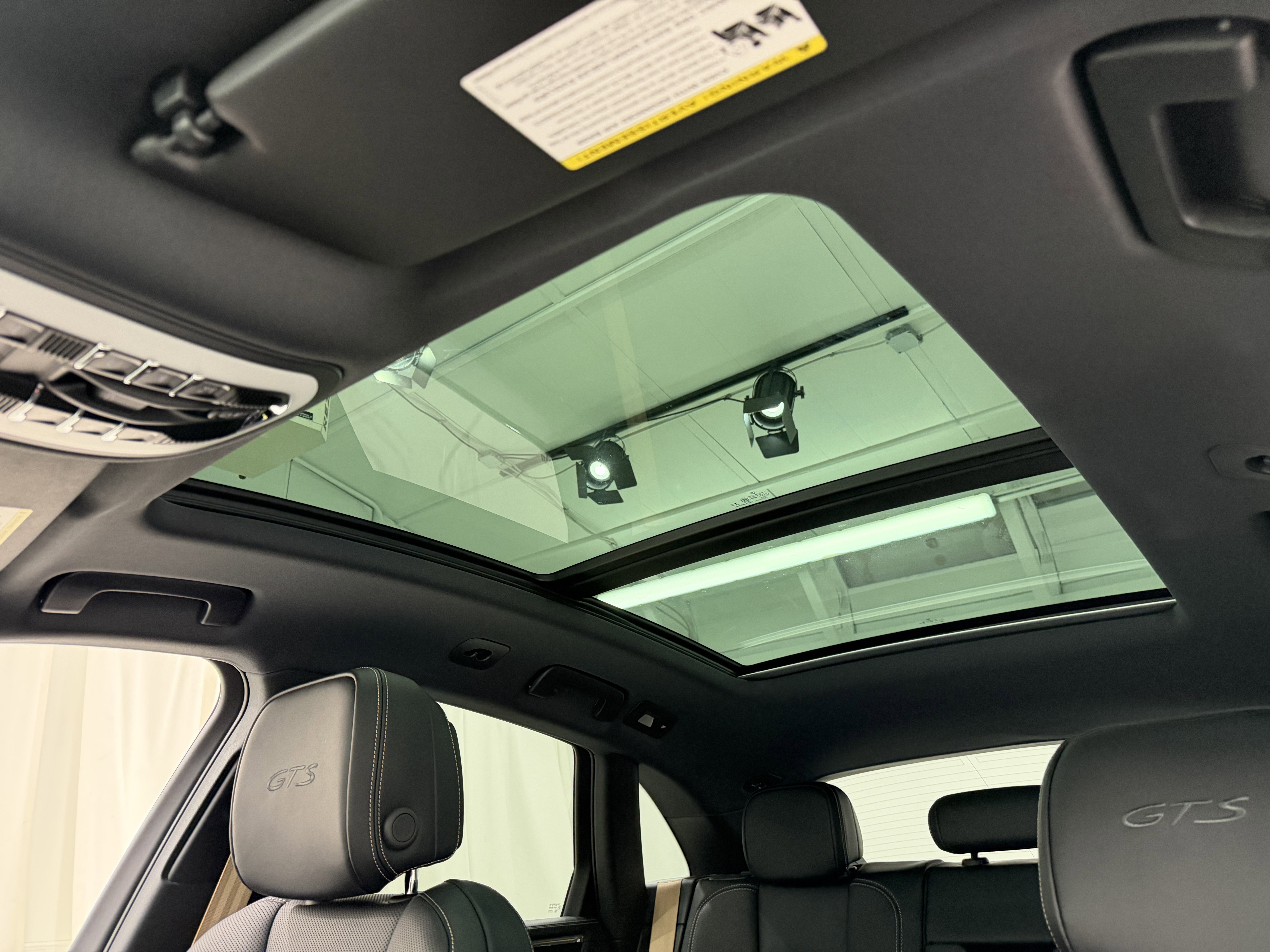 New 2026 Porsche Macan GTS image 39