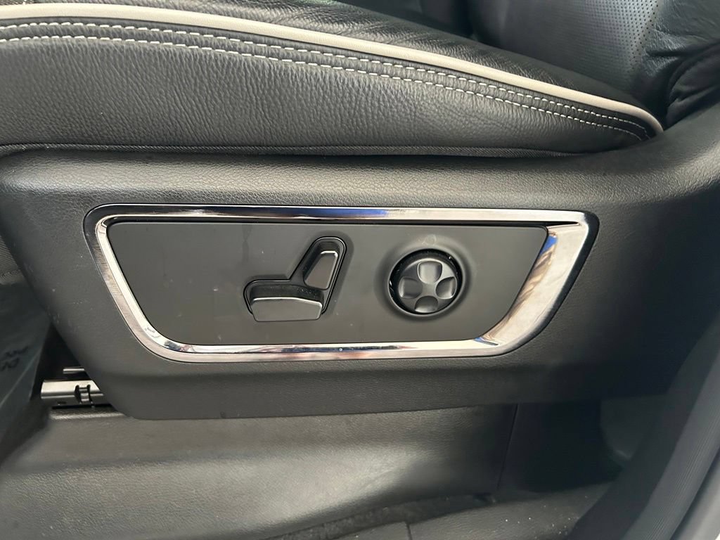 Used 2025 RAM 1500 Limited w/ Bed Utility Group AWD/4WD image 49
