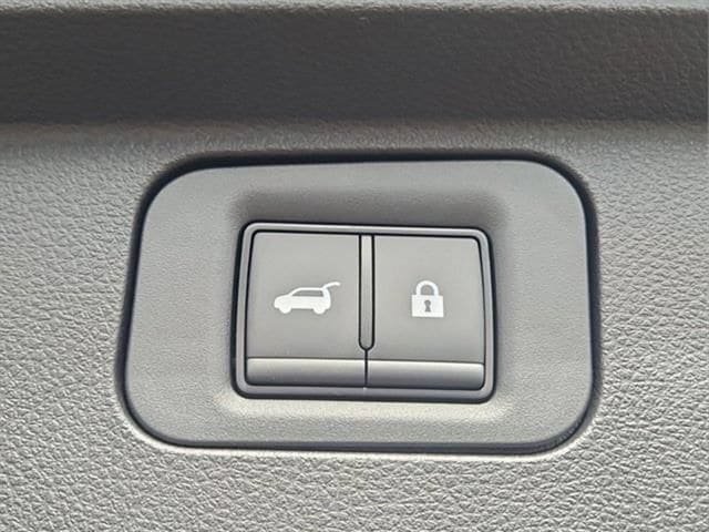 New 2025 Nissan Armada SL w/ Captain's Chari Seat Package AWD/4WD image 44