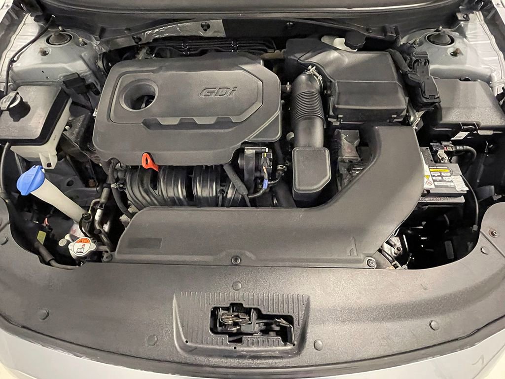 Used 2017 Hyundai Sonata SE image 36
