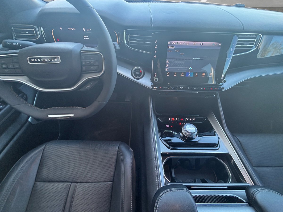 Used 2023 Jeep Wagoneer Series II image 21