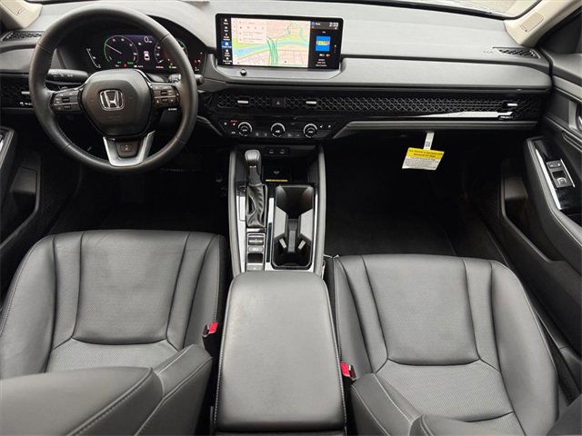 Used 2025 Honda Accord Touring image 4