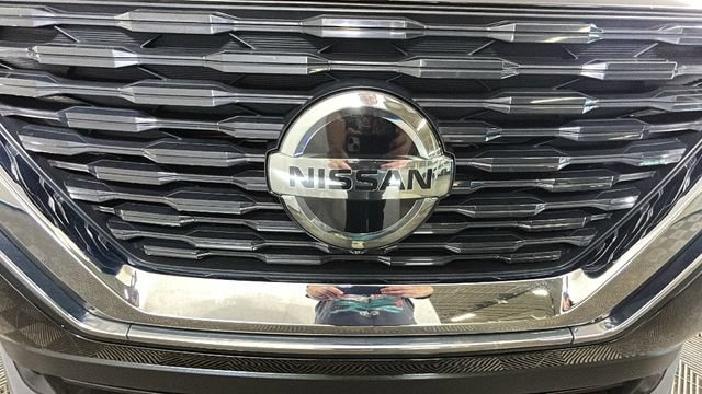 Used 2021 Nissan Rogue SV AWD/4WD image 8