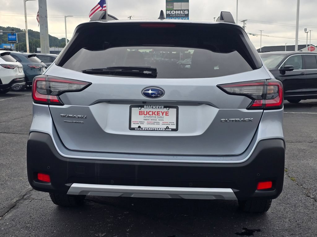 Used 2023 Subaru Outback Limited AWD/4WD image 7