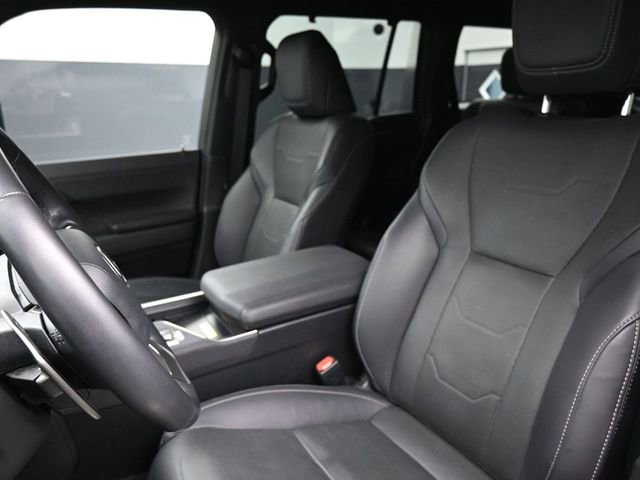 Used 2024 Lexus GX 550 w/ Accessory Package (Z1) image 13