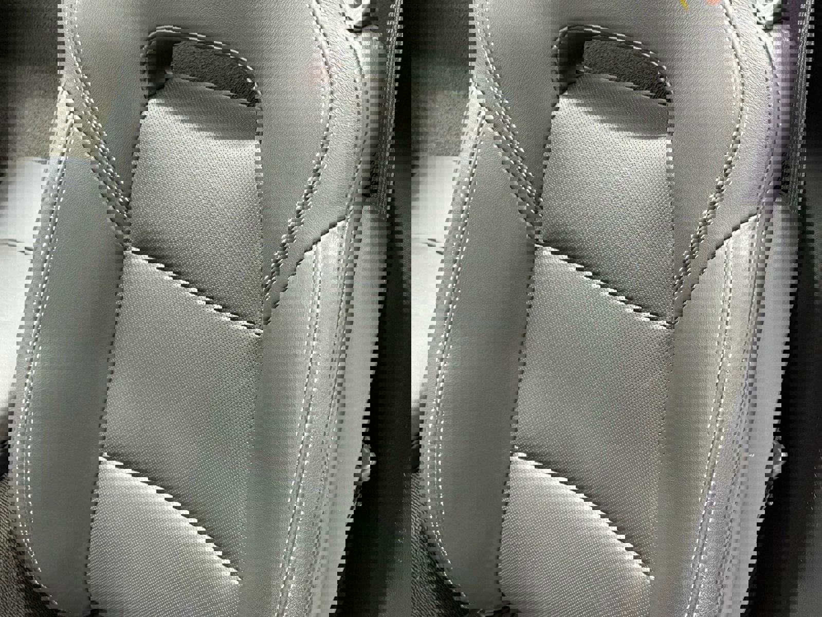 Used 2016 Chevrolet Corvette Stingray Coupe w/ Carbon Flash Badge Package RWD image 13