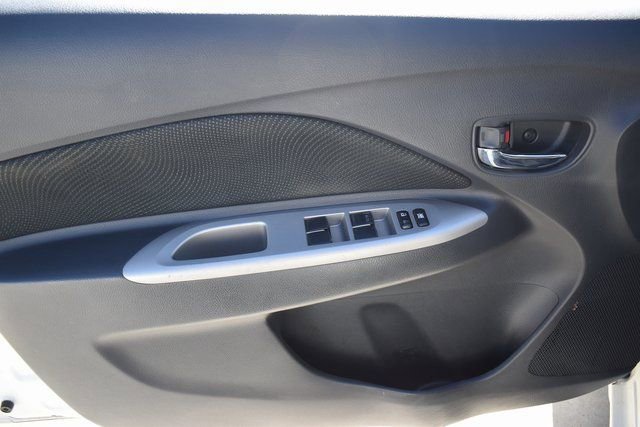 Used 2009 Toyota Yaris Sedan image 11