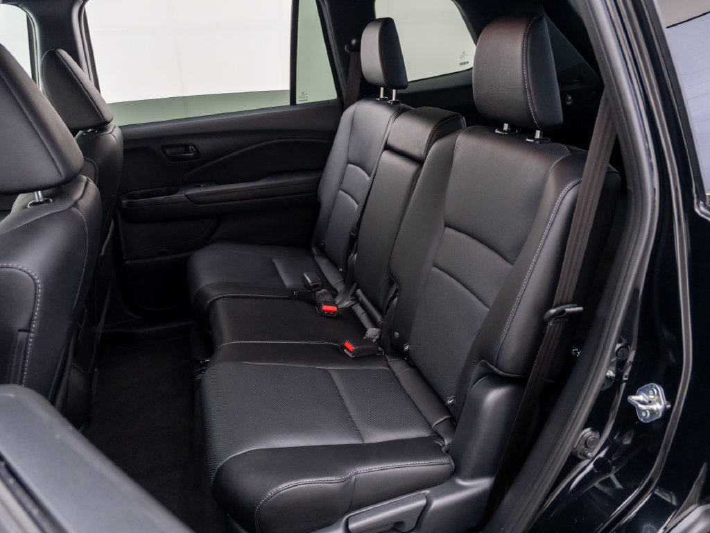 Used 2024 Honda Passport EX-L image 18