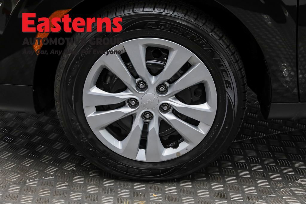 Used 2023 Kia Soul LX image 51