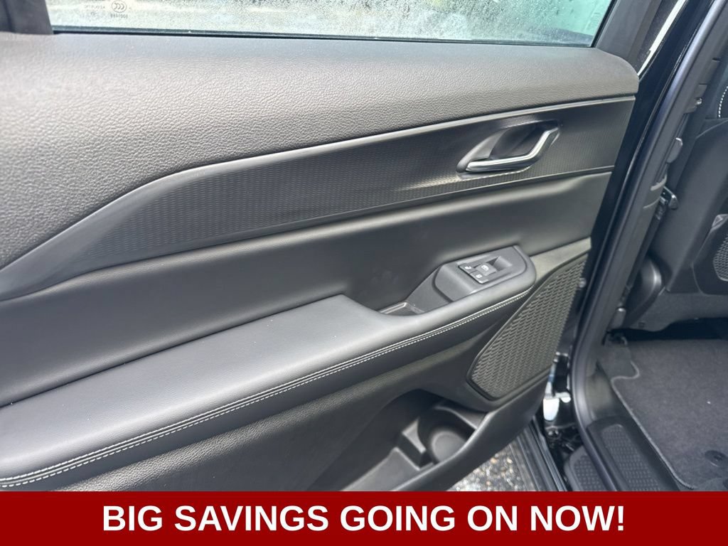 New 2025 Jeep Grand Cherokee L Laredo AWD/4WD image 38