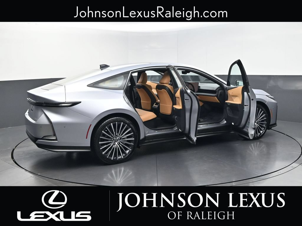 New 2026 Lexus ES 350e w/ Accessory Package (Z2) FWD image 31