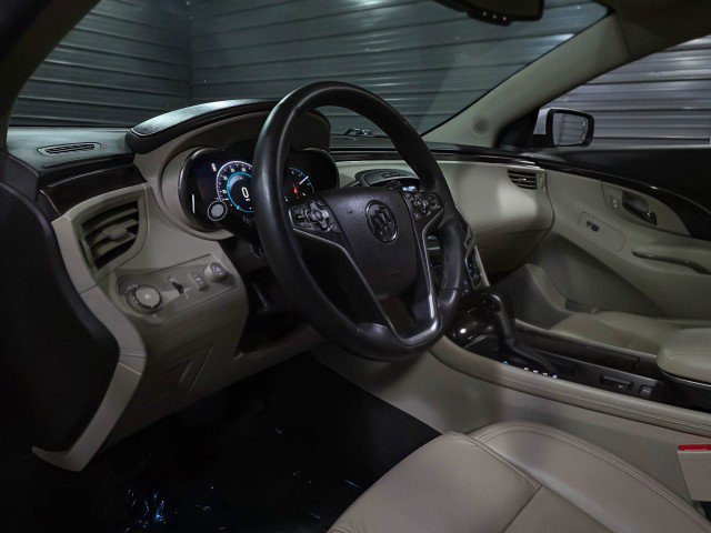 Used 2016 Buick LaCrosse Premium w/ Driver Confidence Package #1 FWD image 11
