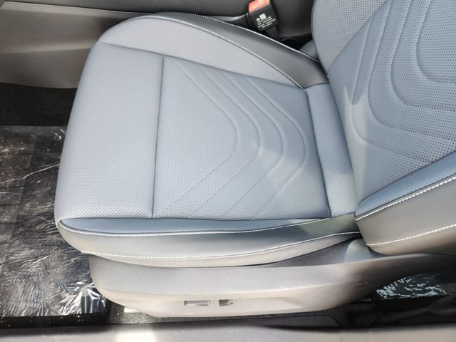New 2026 Volkswagen Tiguan SE AWD/4WD image 22