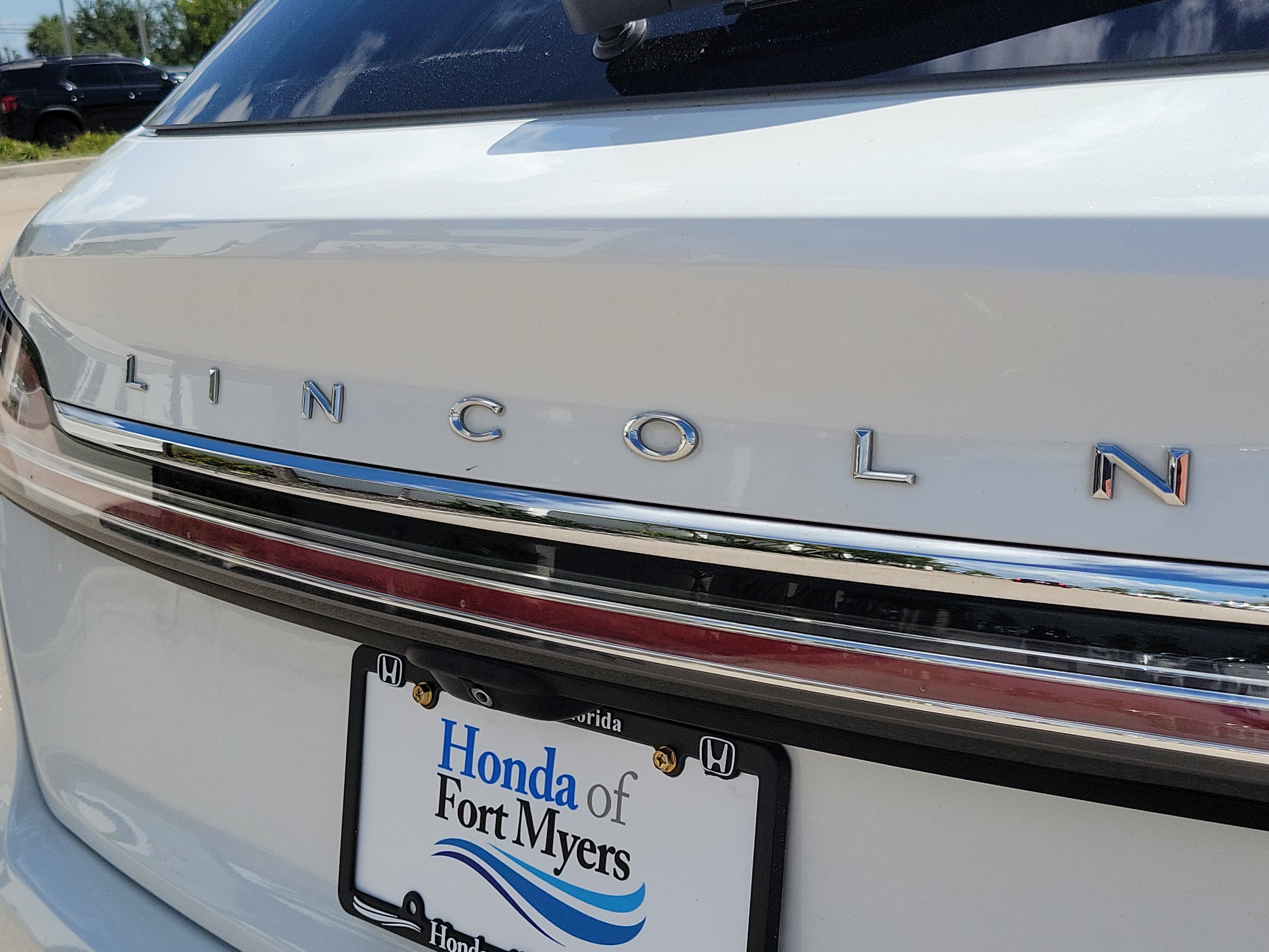 Used 2021 Lincoln Nautilus FWD image 7