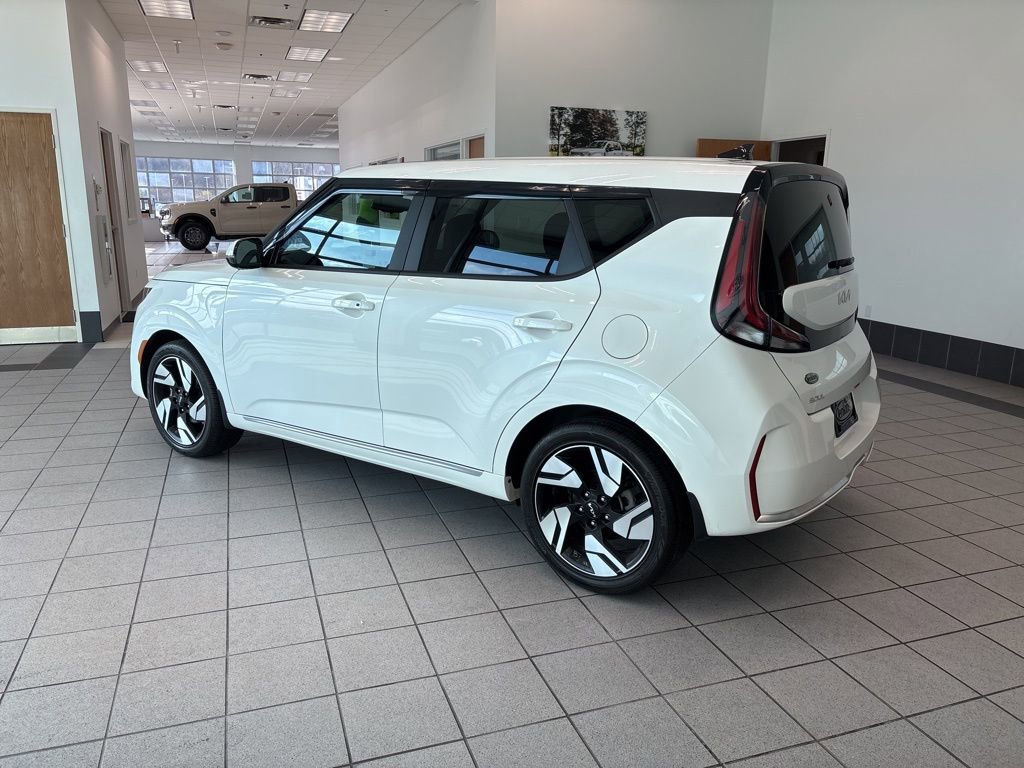 Used 2025 Kia Soul GT-Line image 5