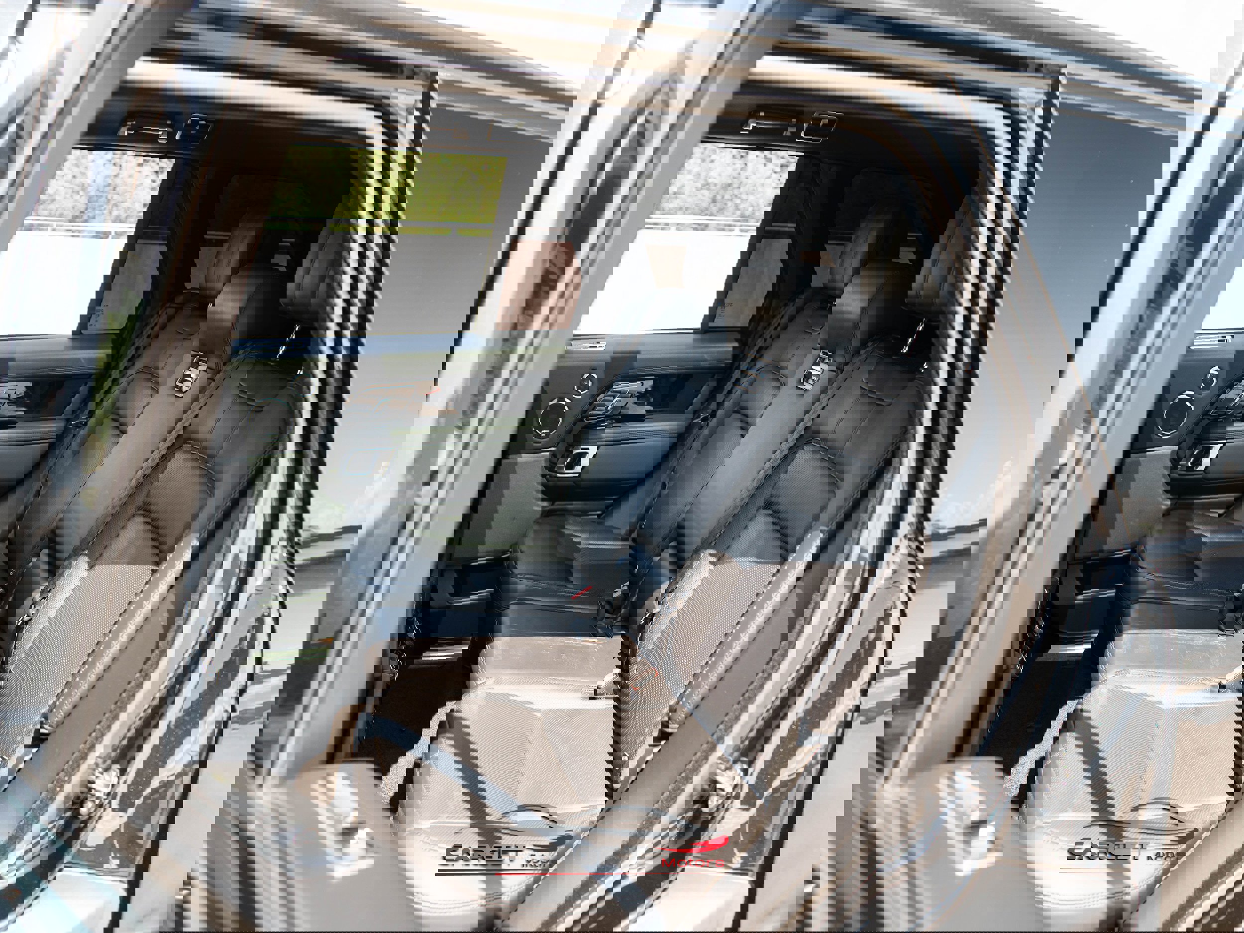 Used 2020 Land Rover Range Rover HSE image 20