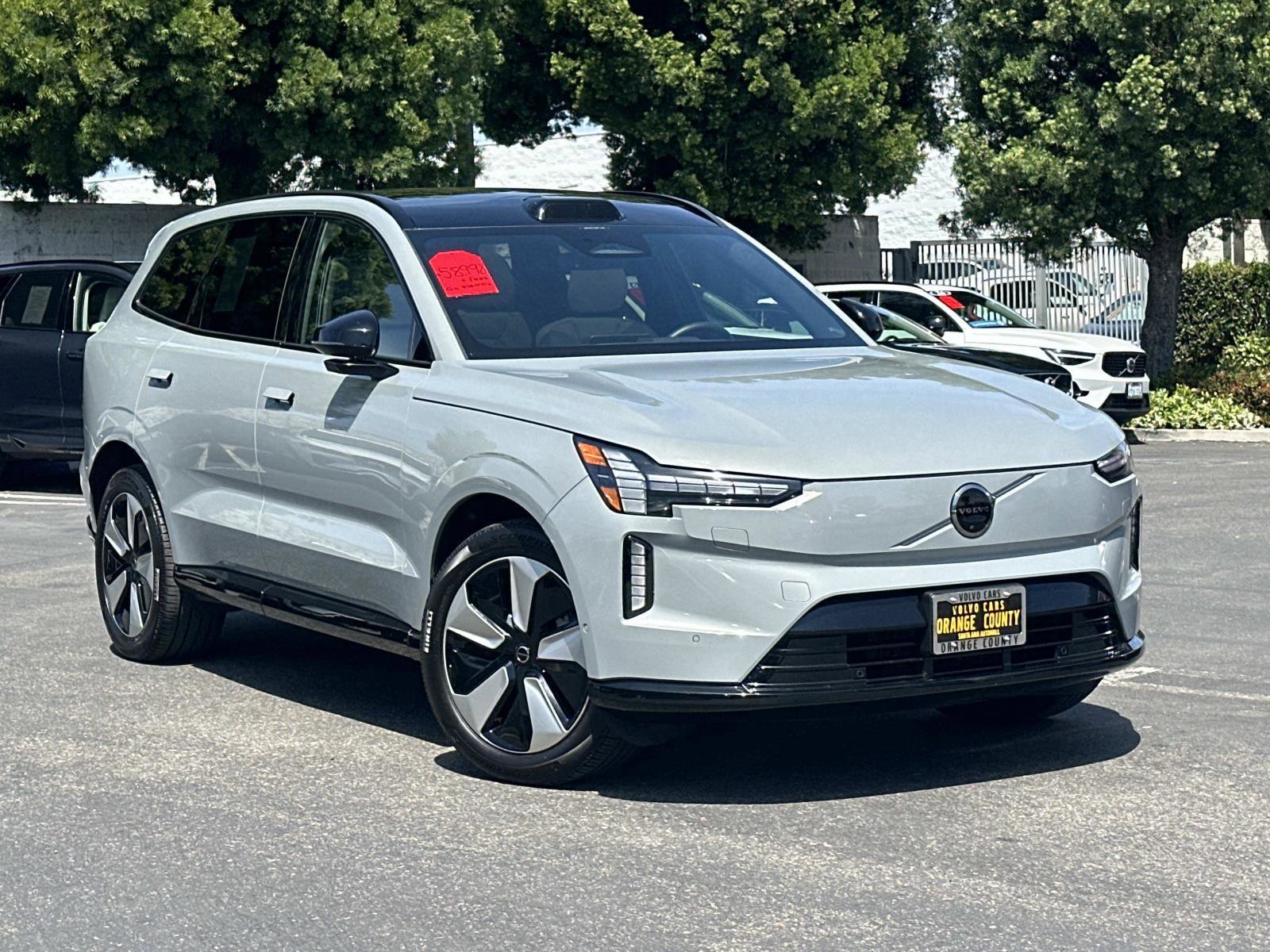 Certified 2025 Volvo EX90 Plus AWD/4WD image 1