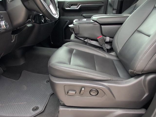 Used 2024 GMC Sierra 1500 SLT AWD/4WD image 11