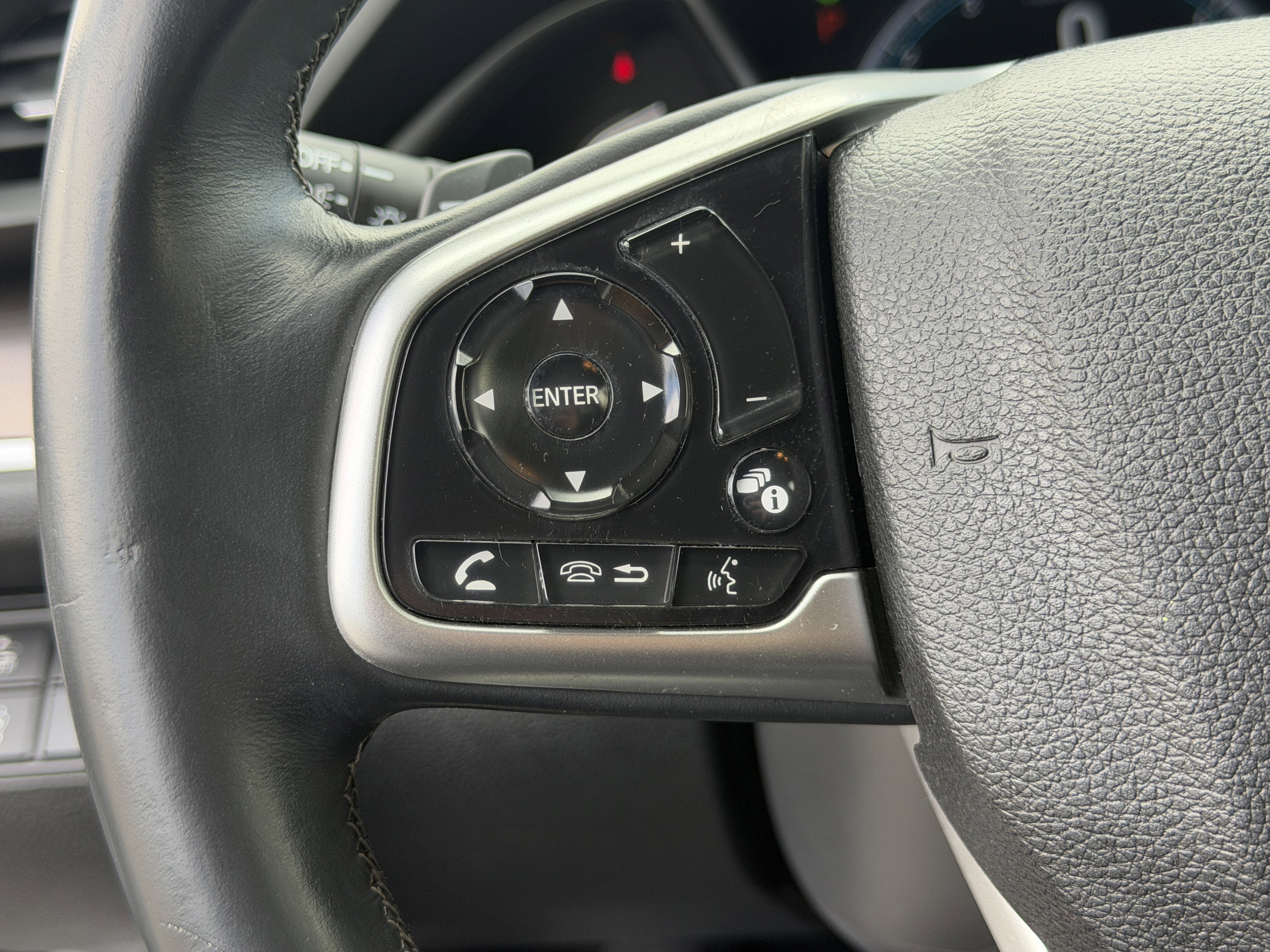 Used 2019 Honda Civic Touring image 20