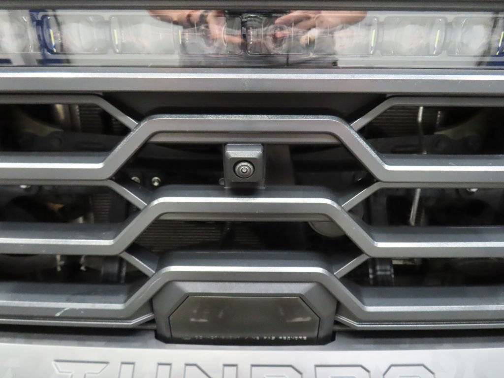 Used 2025 Toyota Tundra Limited AWD/4WD image 50