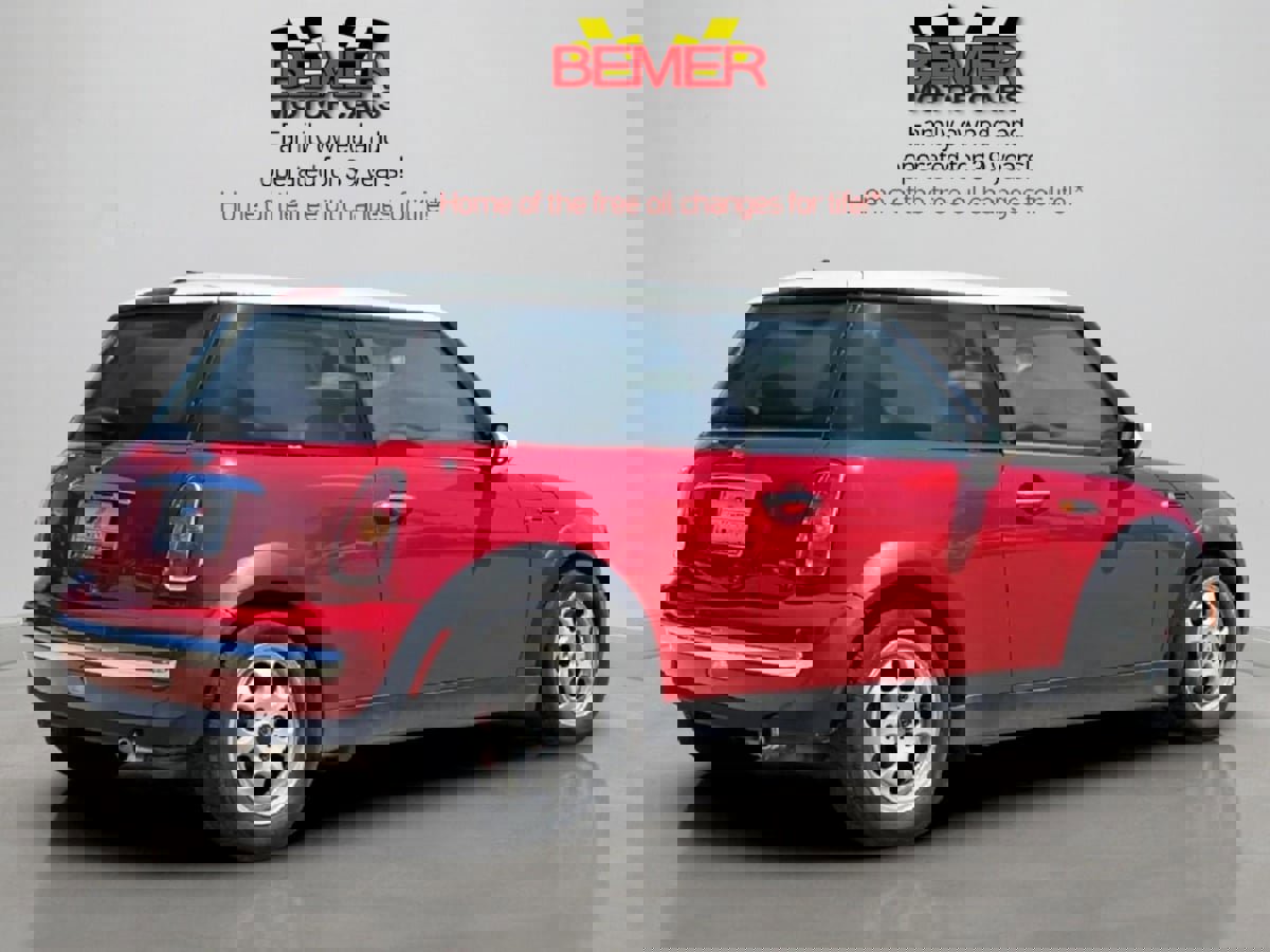 Used 2003 MINI Cooper Hardtop image 5