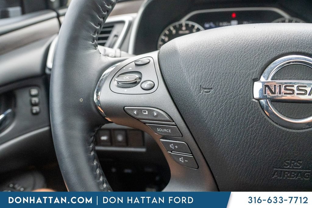 Used 2020 Nissan Murano Platinum w/ Cargo Package FWD image 12