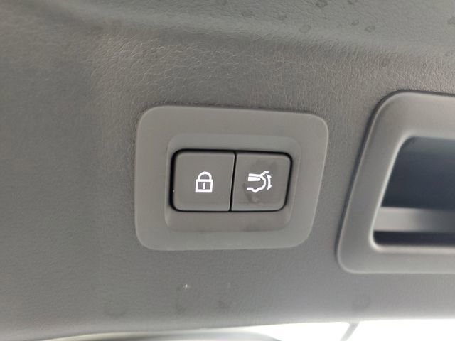 Used 2025 MAZDA CX-70 Plug-In Hybrid w/ Premium Pkg image 7