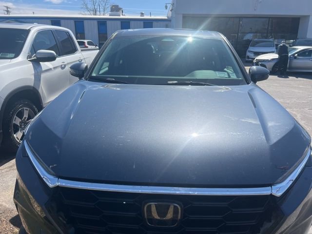 Used 2023 Honda CR-V EX image 2