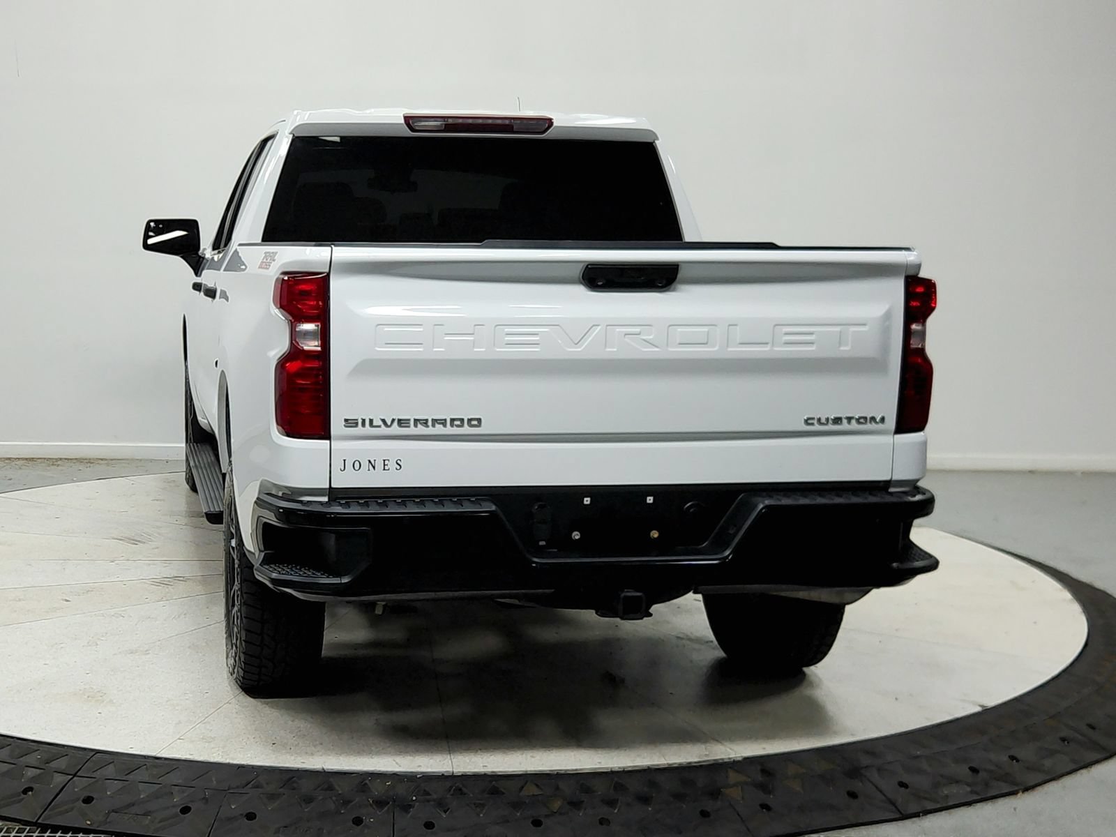 Used 2022 Chevrolet Silverado 1500 Custom Trail Boss AWD/4WD image 7