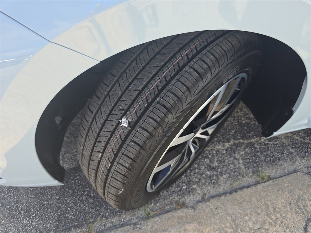 New 2026 Volkswagen Jetta SE image 15