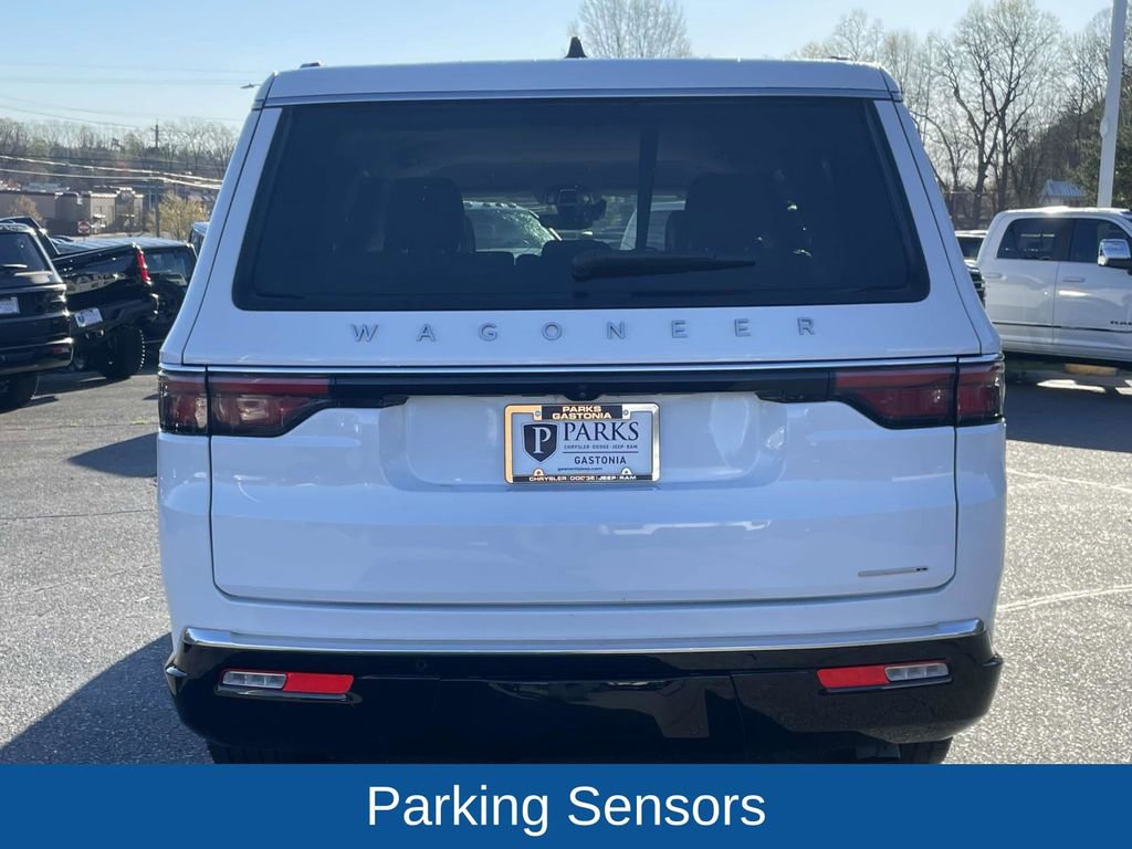 Certified 2024 Jeep Wagoneer L Series II w/ Flexible Seating Group image 8