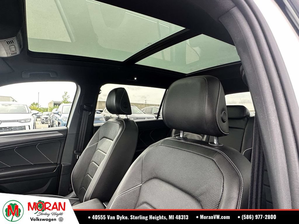 Used 2022 Volkswagen Tiguan SEL R-Line AWD/4WD image 21