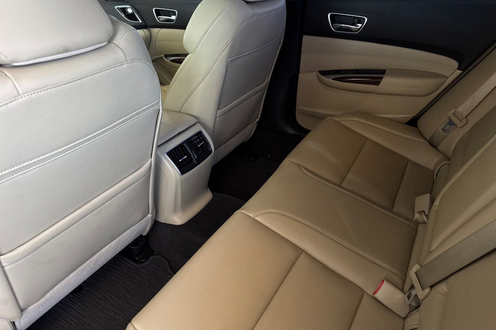 Used 2019 Acura TLX image 14