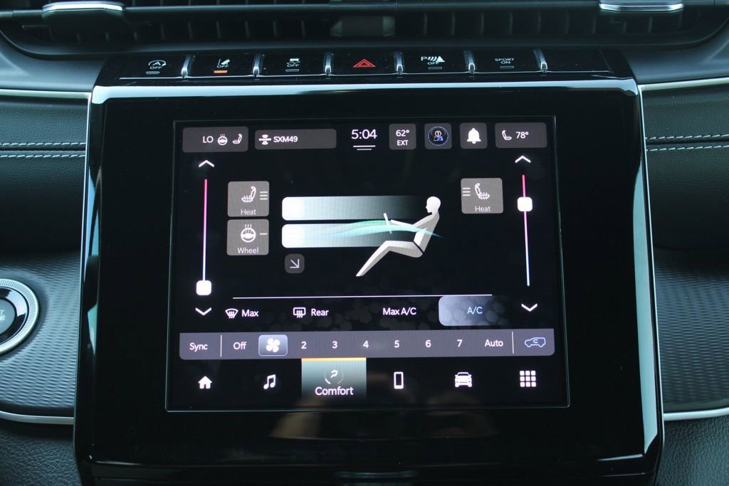 Used 2023 Jeep Grand Cherokee Altitude image 23