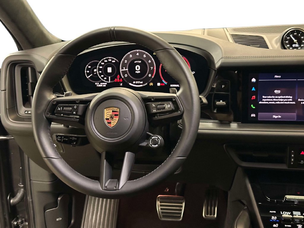 Used 2026 Porsche Cayenne GTS AWD/4WD image 19