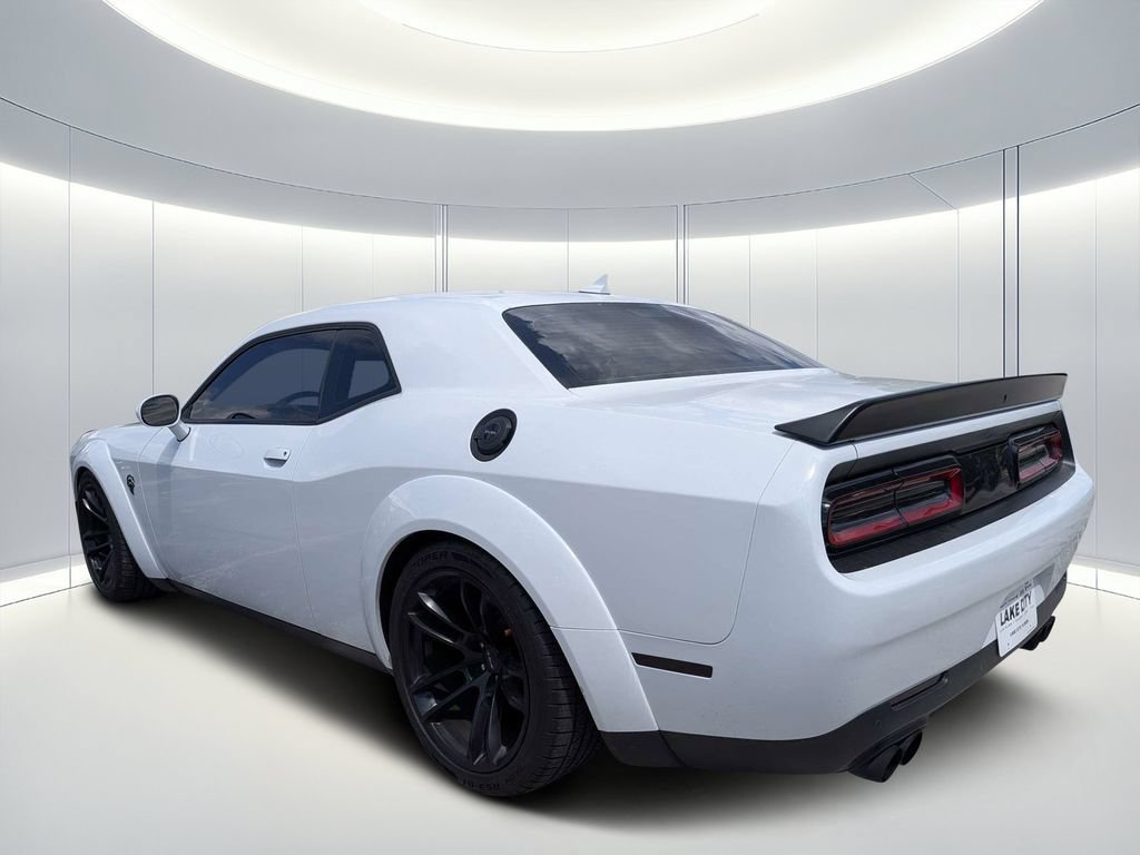 Used 2022 Dodge Challenger SRT Hellcat RWD image 6
