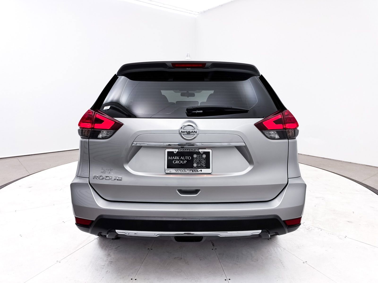 Used 2017 Nissan Rogue S image 14