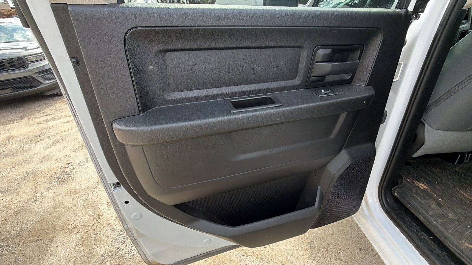 Used 2020 RAM 1500 Tradesman w/ Tradesman SXT Package image 22