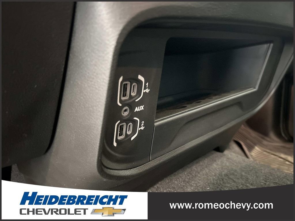 Used 2025 RAM 3500 Big Horn image 36