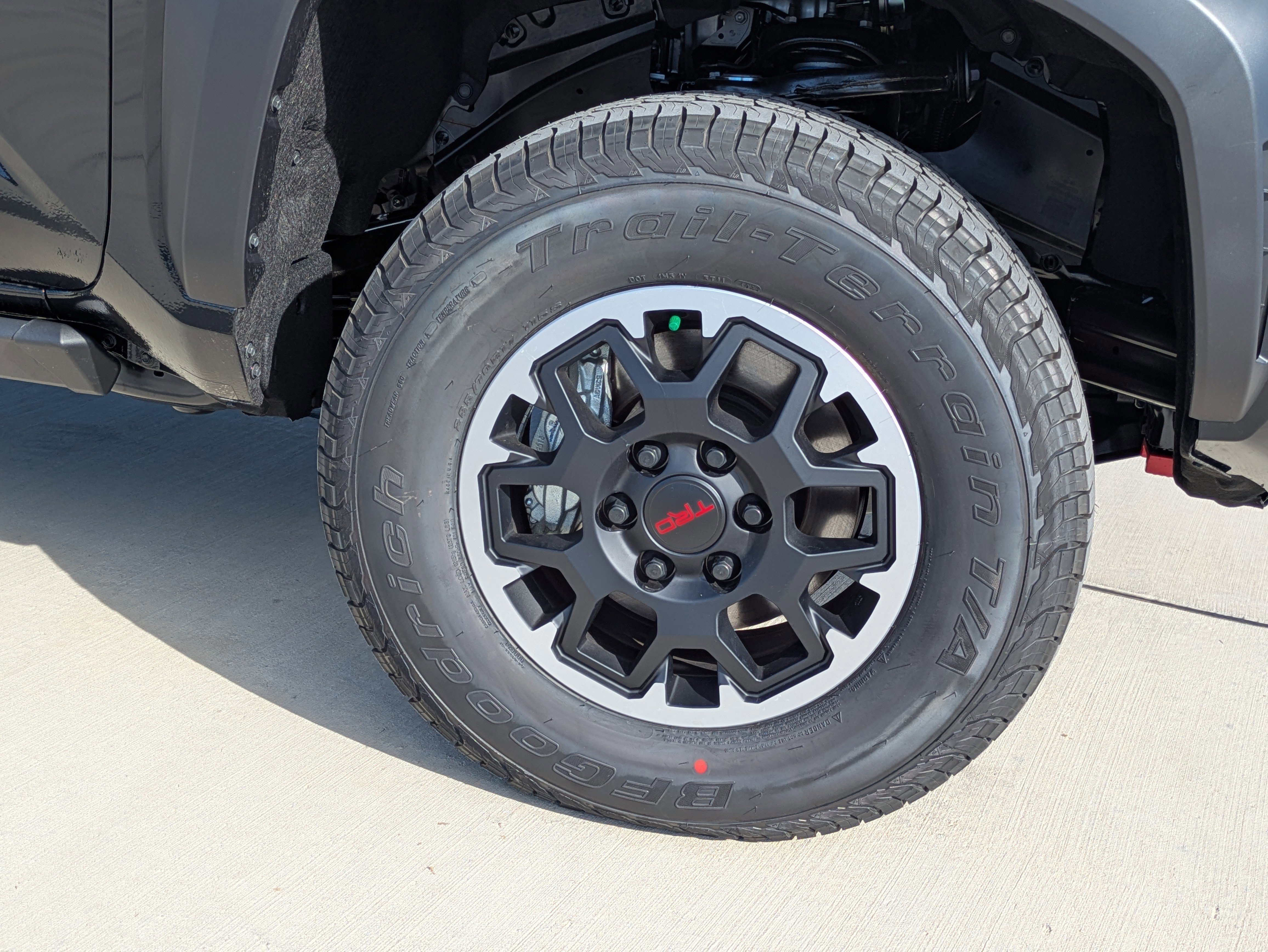 New 2026 Toyota Tacoma TRD Off-Road image 9