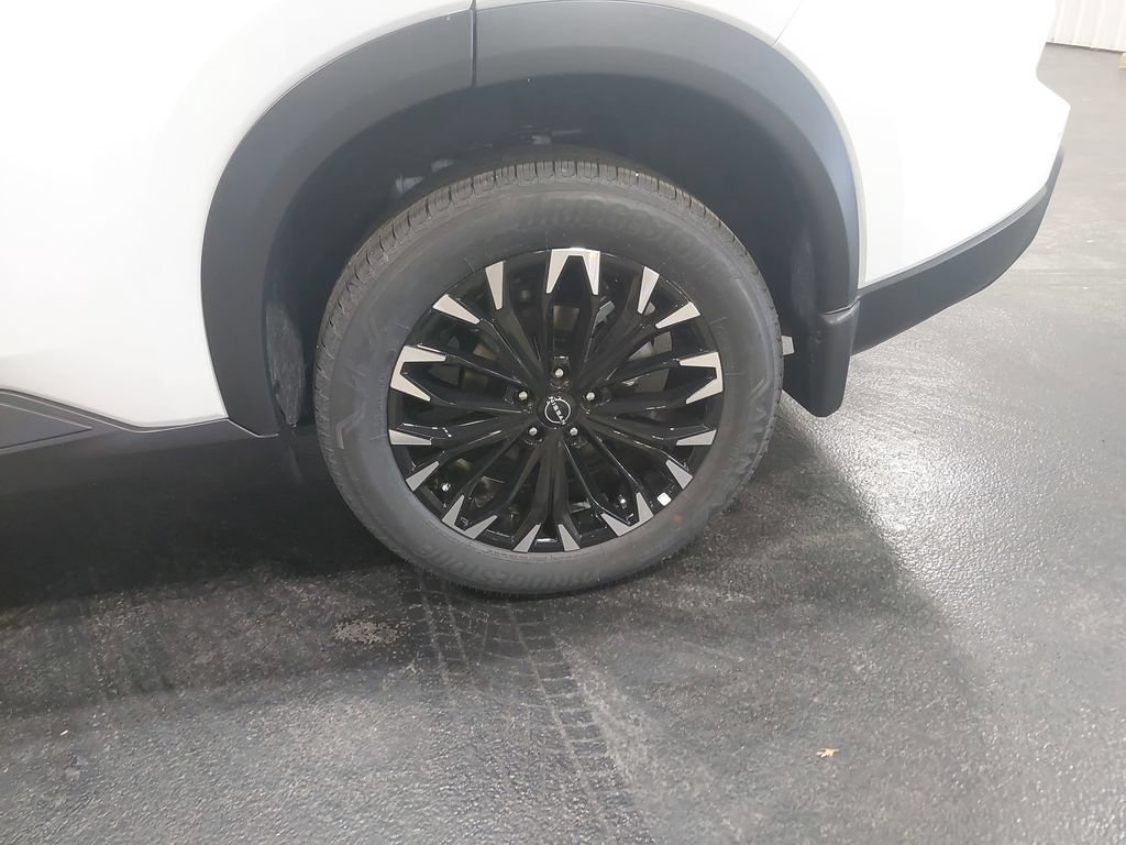 New 2026 Nissan Rogue Dark Armor AWD/4WD image 34