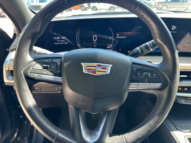 Certified 2024 Cadillac XT4 Luxury w/ Cold Weather Package AWD/4WD image 31