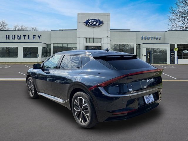 Used 2023 Kia EV6 Wind w/ Wind Technology Package AWD/4WD image 5