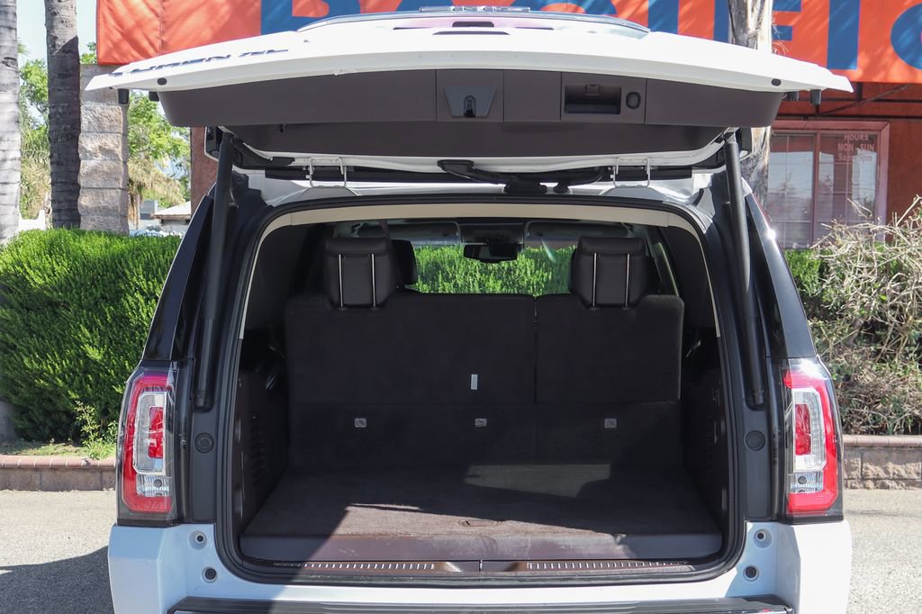 Used 2019 GMC Yukon XL Denali w/ Open Road Package AWD/4WD image 8