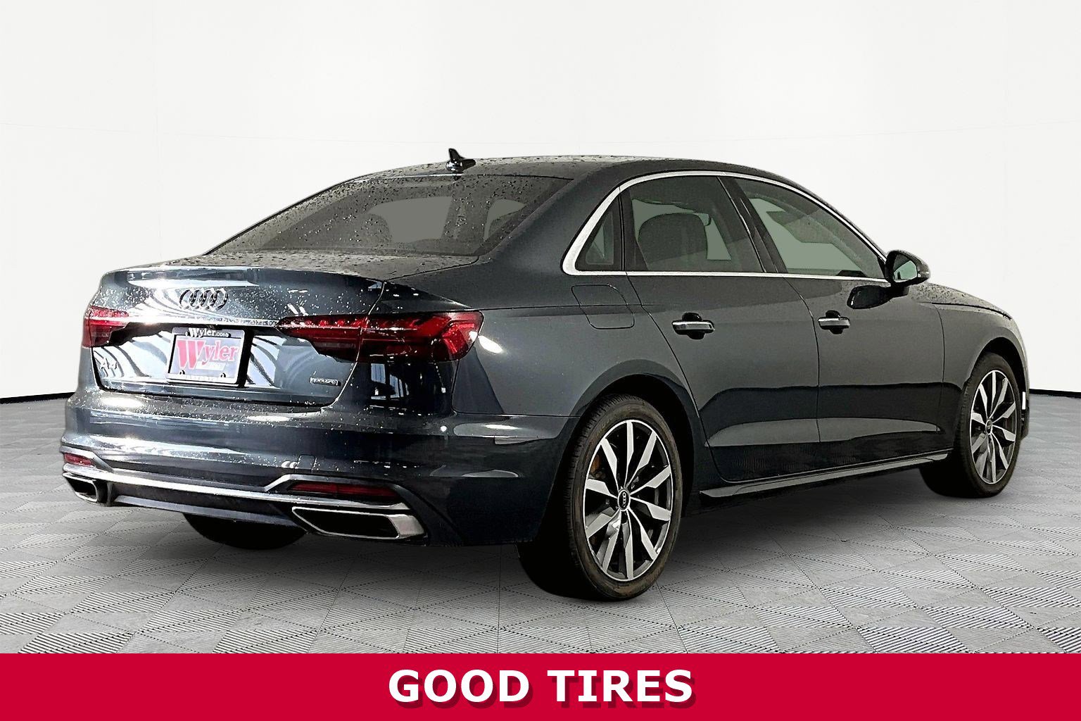 Used 2022 Audi A4 2.0T Premium w/ 18" Wheel Package AWD/4WD image 6