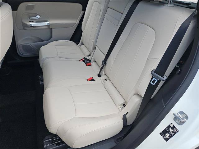 New 2026 Mercedes-Benz GLB 250 image 15