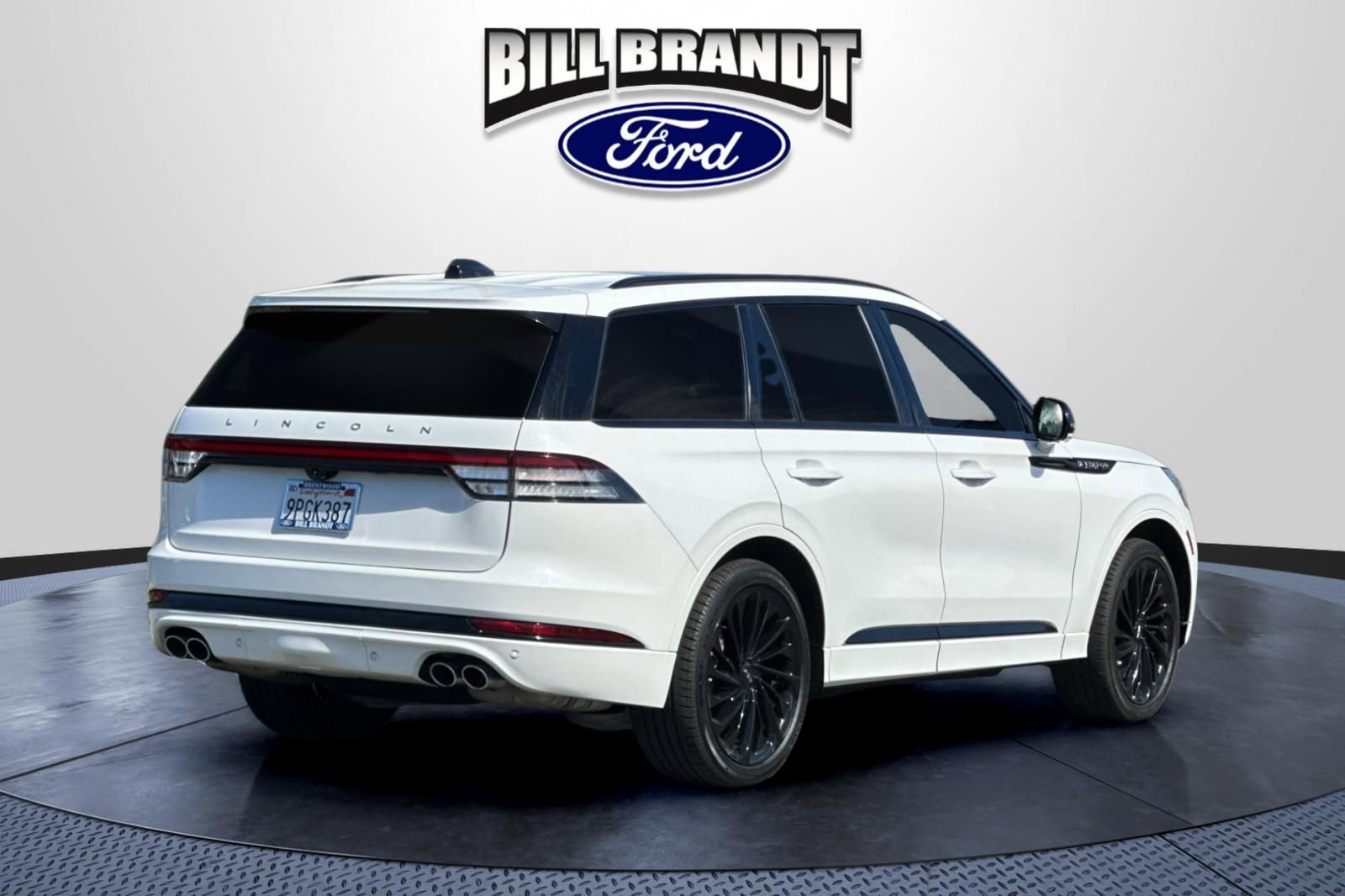 Used 2025 Lincoln Aviator Reserve w/ Equipment Group 201A AWD/4WD image 3
