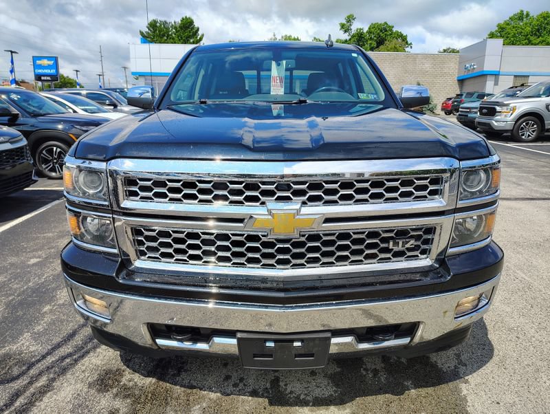 Used 2015 Chevrolet Silverado 1500 LTZ AWD/4WD image 2