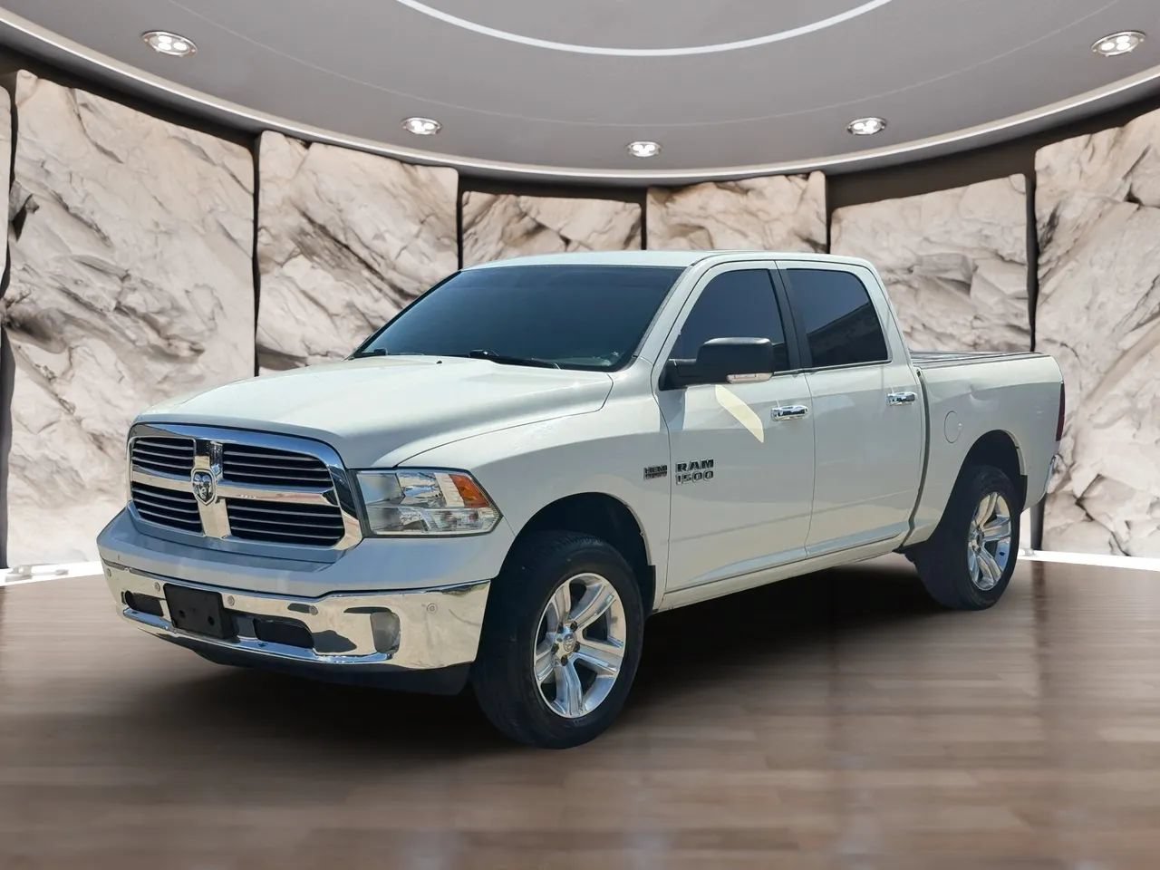 Used 2016 RAM 1500 Lone Star AWD/4WD image 2